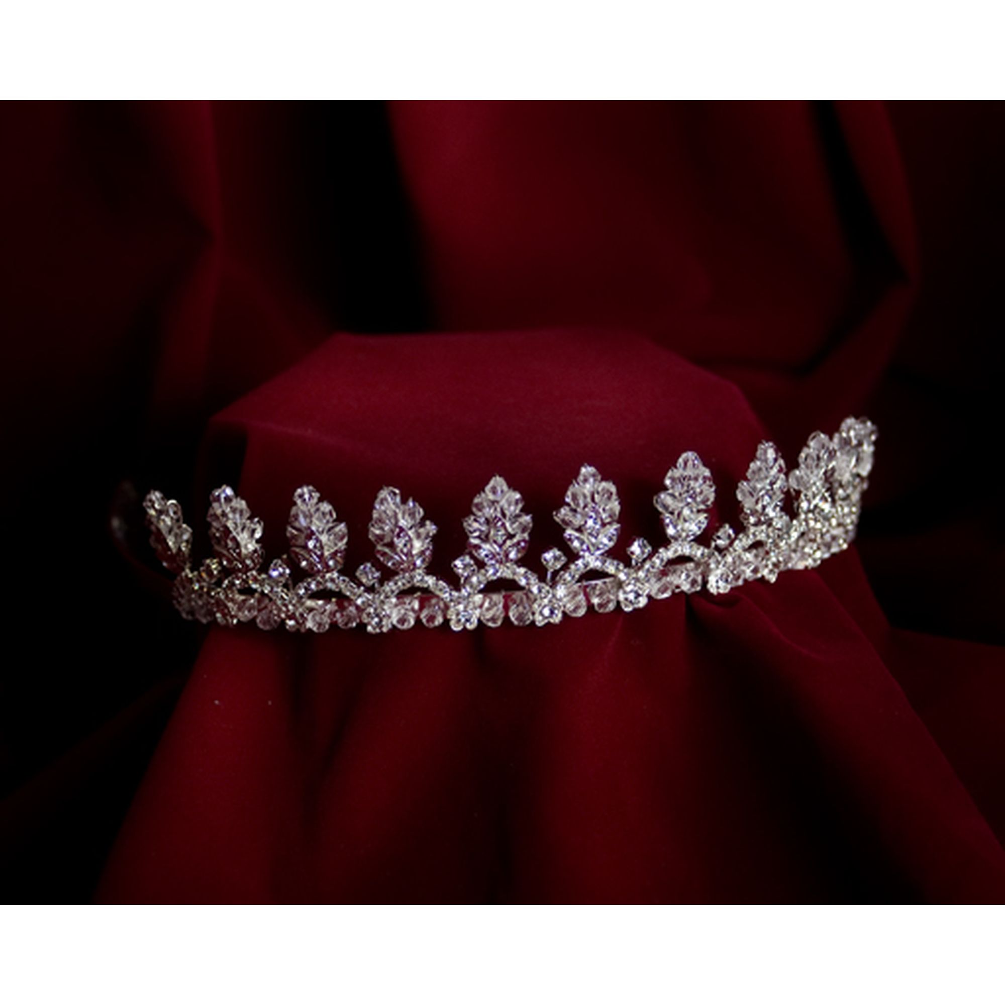 Rhinestone Tiara Sunnywood